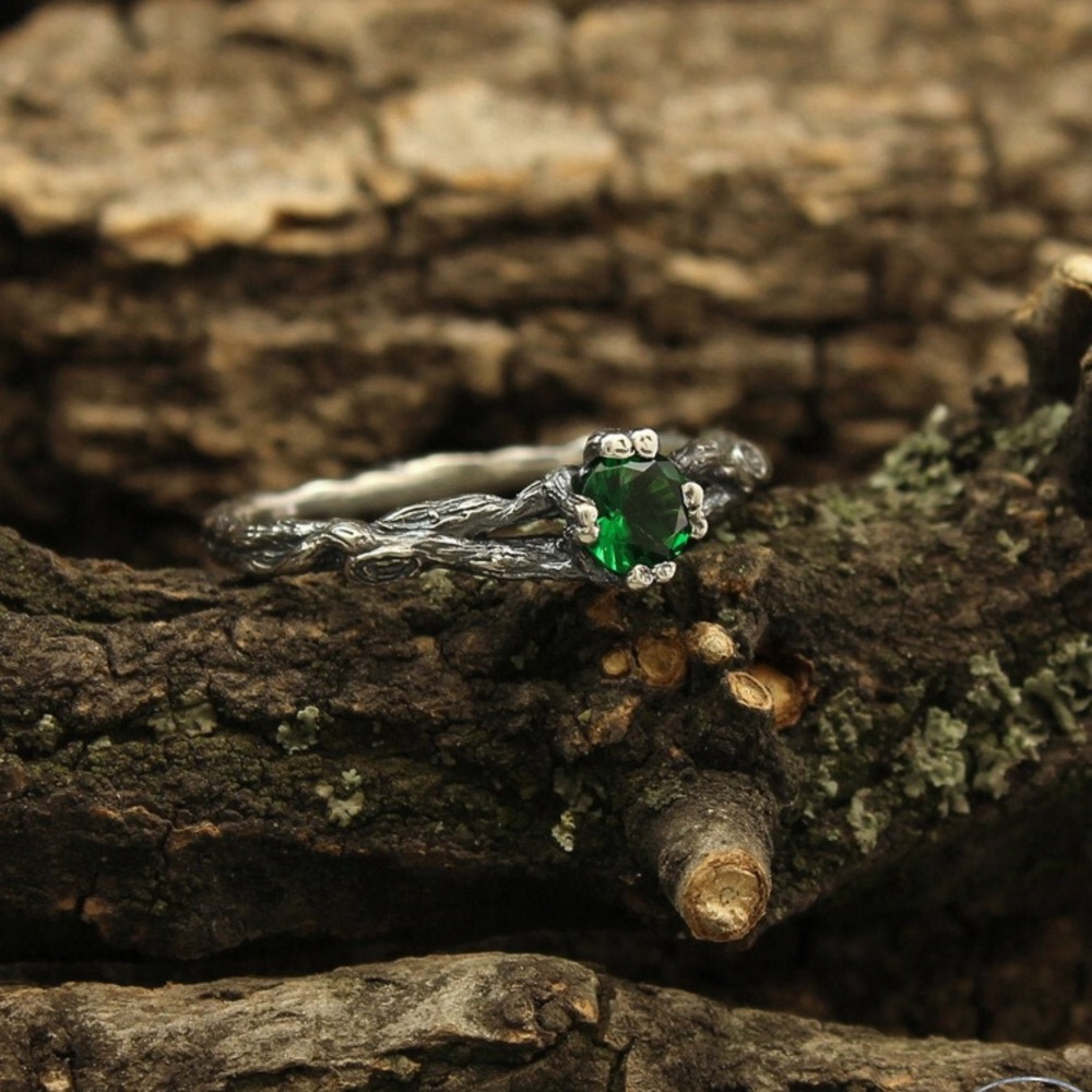 Dainty Emerald Branch Ring